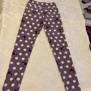 LuLaRoe girls Disney purple Minnie Mouse white polkadotted leggings, size tween